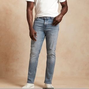 Banana Republic Slim Legacy Jean